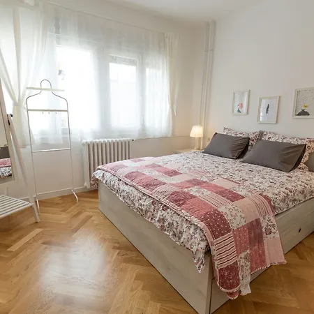 Center Ii Appartement Belgrado