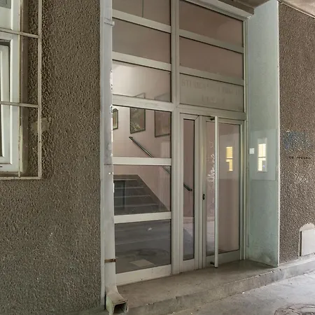 Center Ii Apartman *